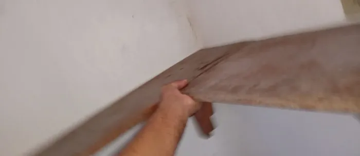 COLUNA PRA PAREDE E PÉ DE MADEIRA PRA GELADEIRA FOGÃO ETC...