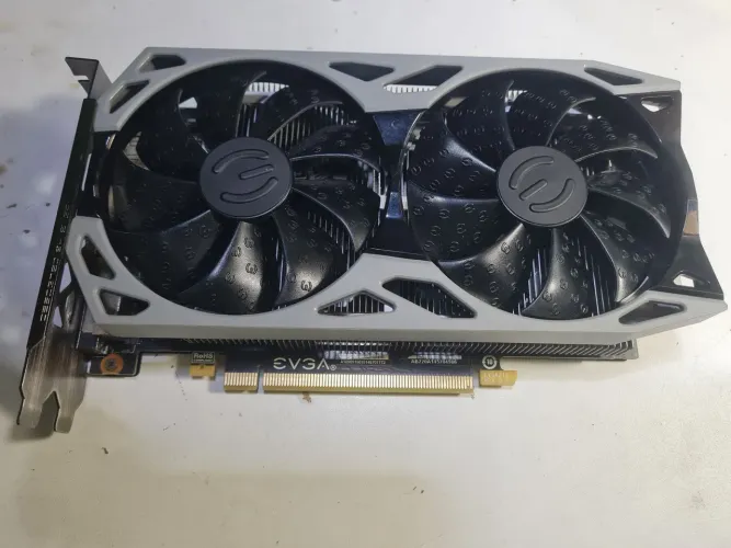 GTX1650 4GB DDR6