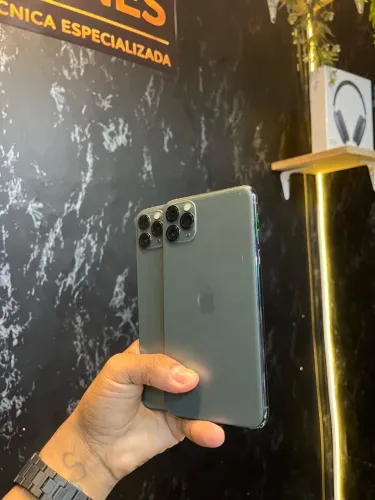 IPHONE 11 PRÓ-256GB//64GB SEMI NOVOS