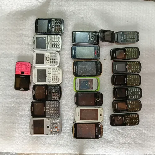 Celulares Antigos 22 Aparelhos Samsung Antigos (No Estado) - Ideal Técnicos/Colecionadores
