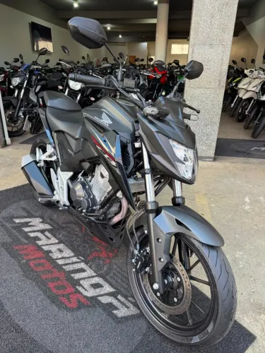 HONDA CB 300F TWISTER 2025 IMPECÁVEL - ESTADO DE 0KM