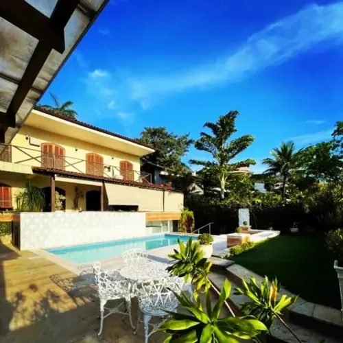Vendo Casa Condomínio Eldorado - 313m² - 4 qts (2 suítes- Pisca / Sauna - Freguesia - RJ