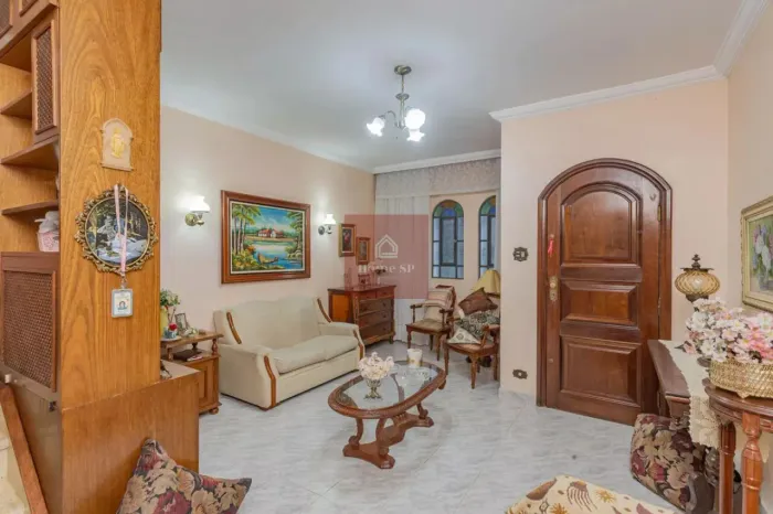 Excelente Casa na Vila Gumercindo