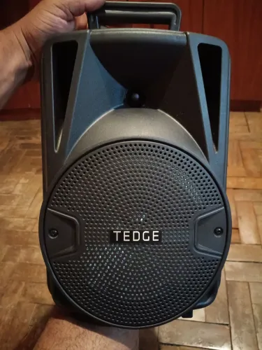 Caixa de Som Tedge com Bluetooth