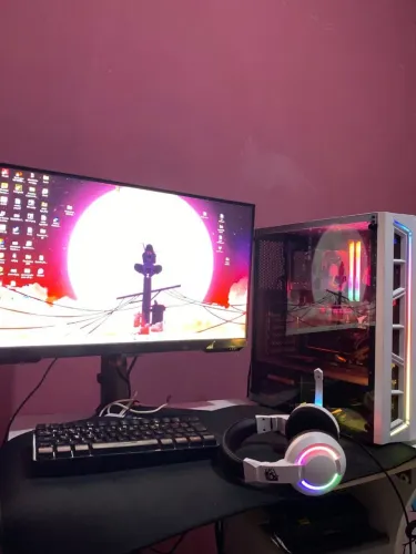 PC Gamer Completo GTX 1050 Ti + Monitor Samsung Odyssey 240Hz 27" + Kit Gamer