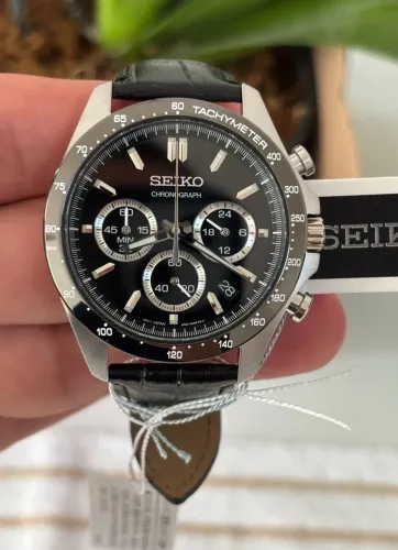 SEIKO SPIRIT CHRONO ? SBTR021 Panda 
