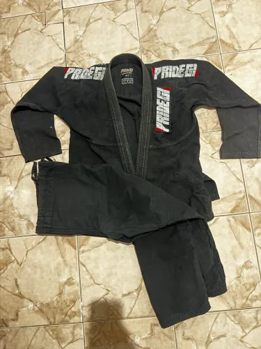 Kimono jiu jitsu pride gi 