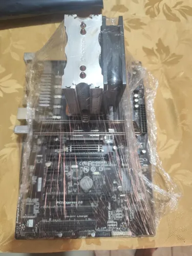 GA-970A-D3P + Processador AMD FX-8300