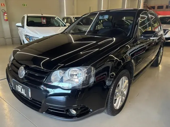Volkswagen Golf 1.6 MI Total Flex 8V 4P 2011