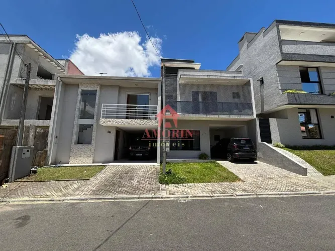 Sobrado em Condominio fechado, no Pinheirinho, 132 m² 2 suítes,Curitiba, PR