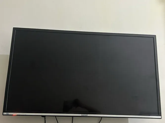 Televisão SEMP 42 - Não é smart