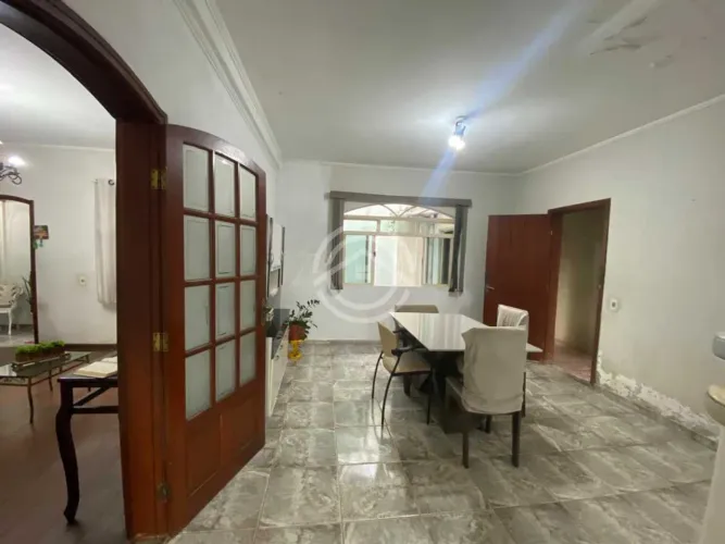 Casa : / Comercial / Centro