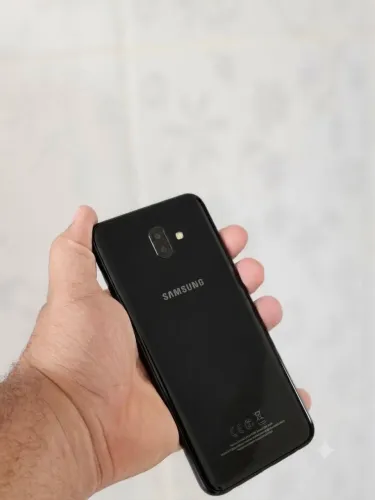 Samsung J6+