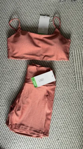 Conjunto shorts+top Live!
