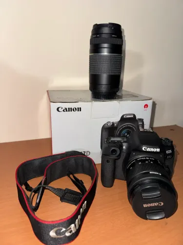 Canon 77d DSLR 