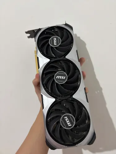 RTX 4070 Ti MSI Ventus 3X 12GB - Excelente Estado