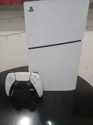 Vendo ps 5 slim 1 terá modelo novo