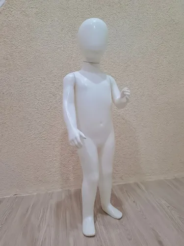 MANEQUIM SEMI NOVO - INFANTIL