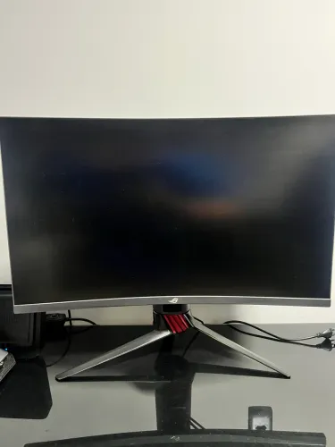 Monitor QHD curvo ASUS ROG Strix 32 polegadas 144hz