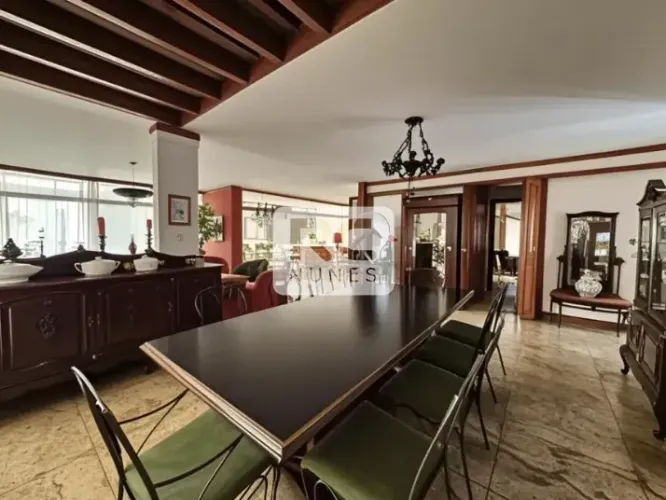 Casa com área de 355m², 04 Suítes, Piscina e 03 vagas, no Bairro São Bento - Belo Horizont