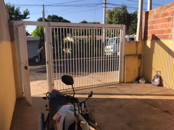 Casa à venda, 2 quartos, 2 vagas, Centro (Padre Nóbrega) - Marília/SP