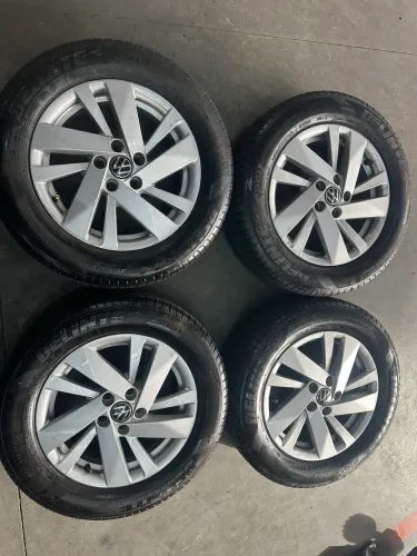 Rodas 15 polo,fox,virtus,fox+ pneus semi novos 