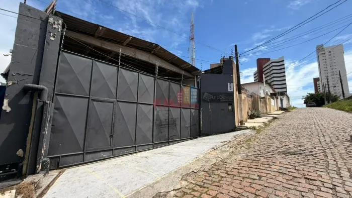 GALPÃO COMERCIAL à VENDA EM CANDELÁRIA NATAL/RN | 360m² | ESTRUTURA PARA LOGÍSTICA E OPER