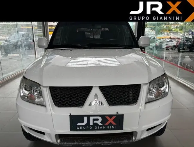 Mitsubishi Pajero TR4 2.0 Flex 16V 4X2 Aut. 2015
