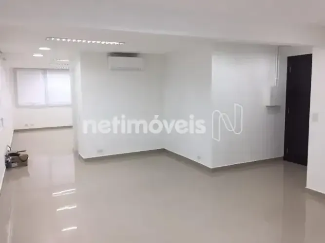 Conjunto Sala Comercial para Locação | 70m²; | 1 Vaga | Edifício Barão de Christina | Av. 