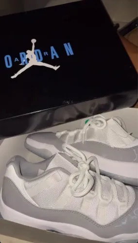 Tenis air jordan 11 (aceito proposta) usei no maximo 3 vezes