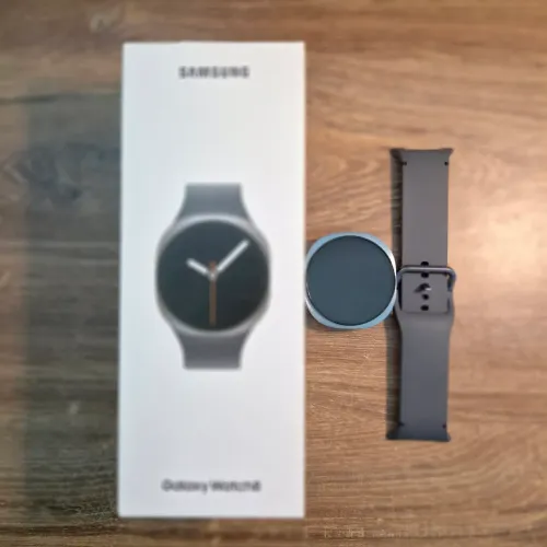 Samsung Galaxy Watch 8, Bluetooth, 44mm, cor preto, seminovo, apenas 3 semanas de uso.