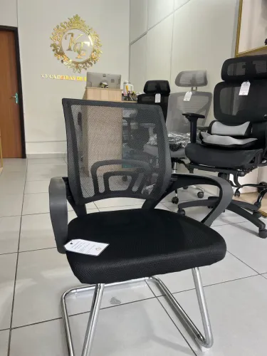 Cadeira de escritório fixa