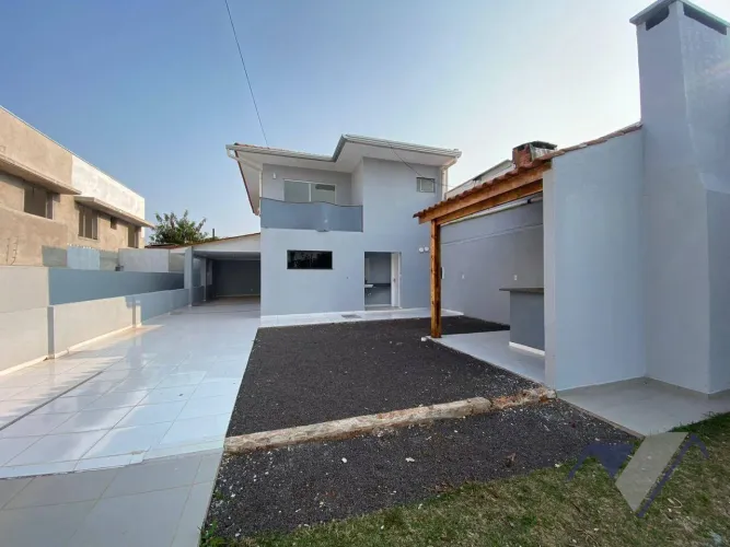 Sobrado para alugar, 261 m² por R$ 4.180,00/mês - Country - Cascavel/PR