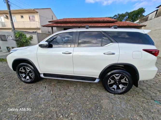 Toyota Hilux SW4 SRX Diamo. 4X4 2.8 TB DIE AUT 2020
