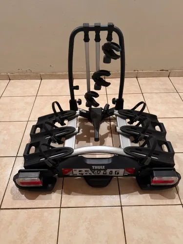 Thule VeloCompact 927 - 3 bikes