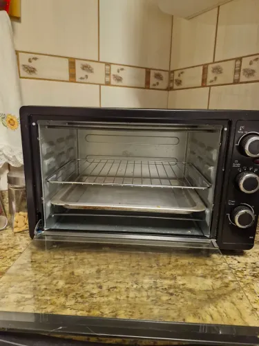 Forno elétrico Britânia 