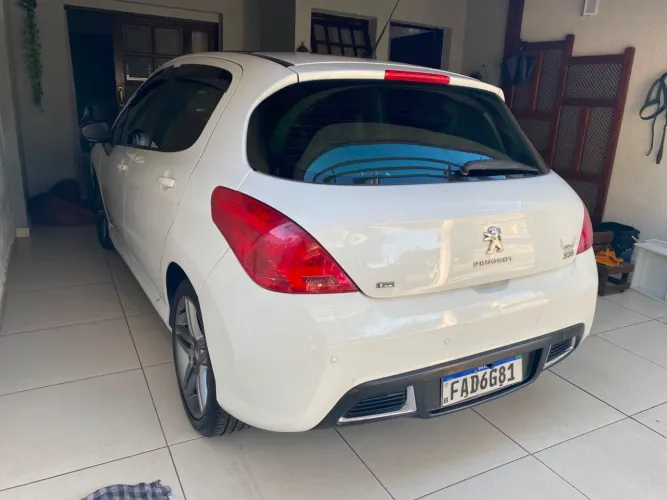 Peugeot 308 Allure 1.6 Flex 16V 5P Mec. 2013