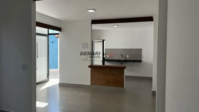 Casa com 3 quartos sendo 1 suíte à venda, 120 m² por R$ 749.000 - Vila Almeida - Indaiatub