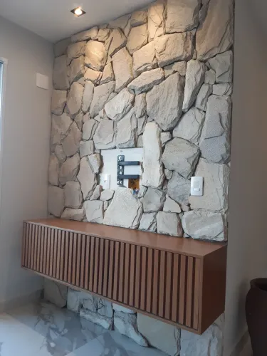 Instalação - Revestimento de pedras naturais