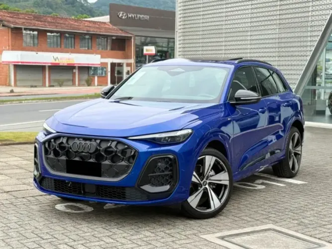 Audi Q5 S-Line 2.0 TFSI Quattro S-Tronic 272CV 2025