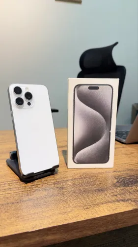 iPhone 15 Pro Max 256GB Branco Completo Impecável c/ NF