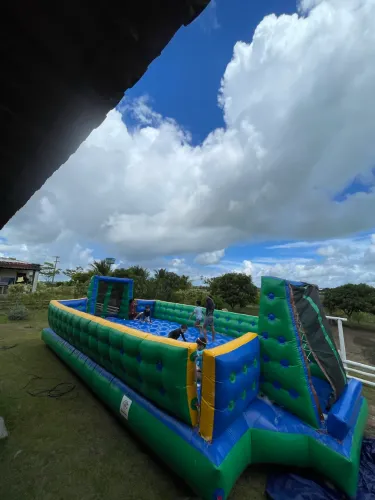 Vendo Futebol de sabão