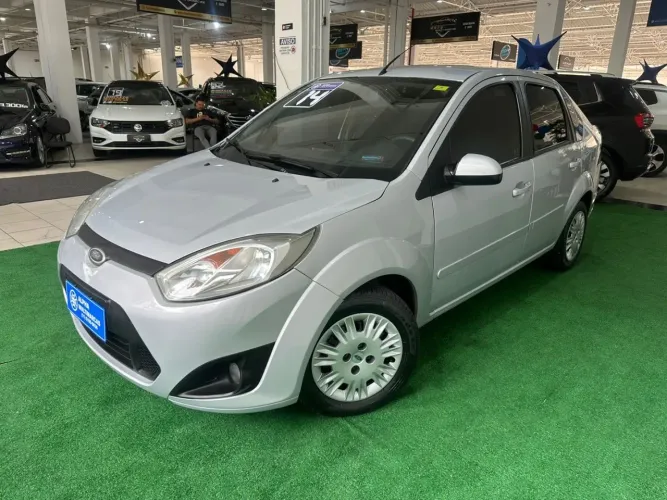 Ford Fiesta Sedan SE 1.6 16V Flex 4P 2014
