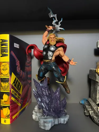Thor Infinity Gauntlet 1/10 Regular Iron Studios