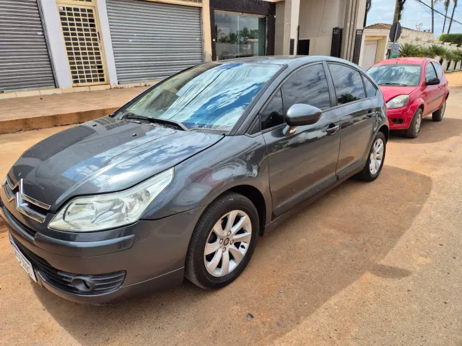 Citroen C4 GLX 1.6 Flex 16V 5P Mec. 2011