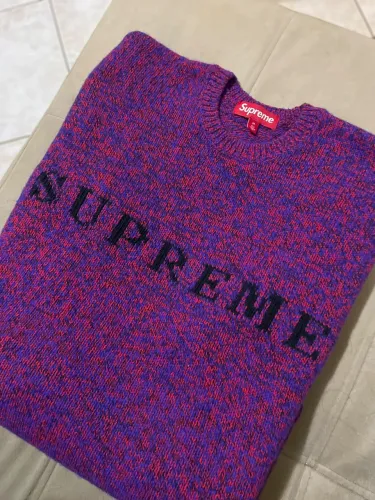 suéter supreme contrast logo