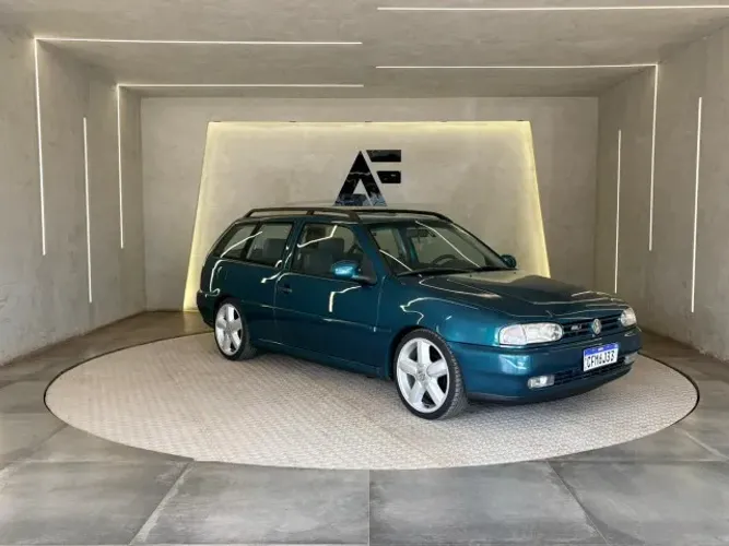 Volkswagen Parati Glsi 2.0 / GLS/ Surf 1.8 (álcool) 1996