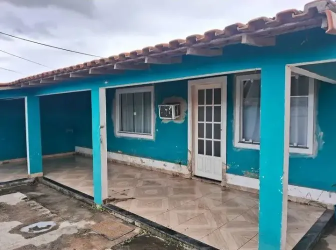 BM estou vendendo essa casa bem aconchegante para você e sua família 