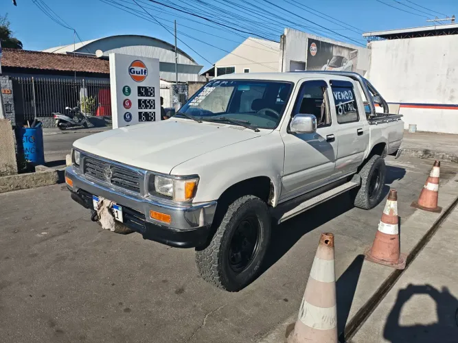 Toyota Hilux CD SR5 4X4 2.8 Diesel 2001