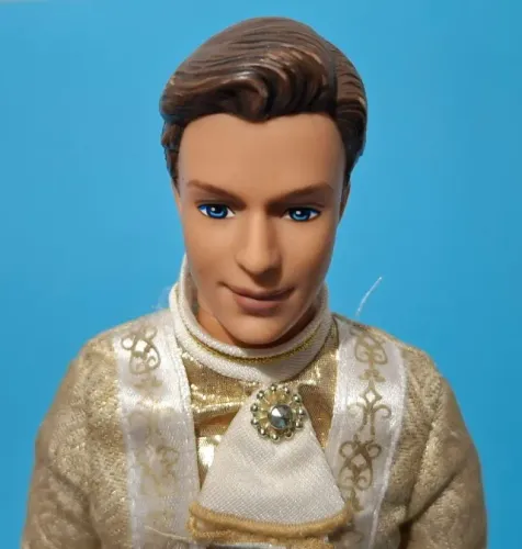 A Princesa da Ilha Principe Antonio versão casamento Boneco Original Mattel